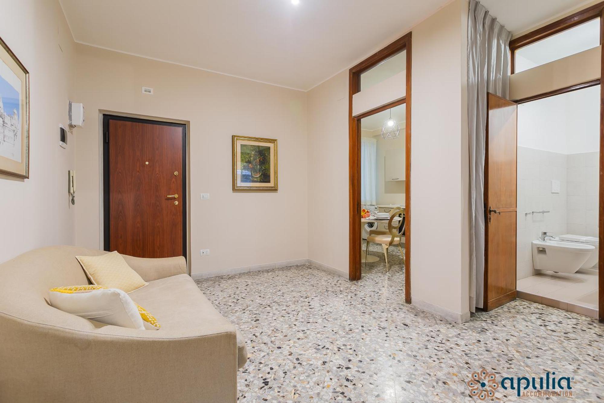 Piccinni Guesthouse By Apulia Accommodation Bari Bagian luar foto