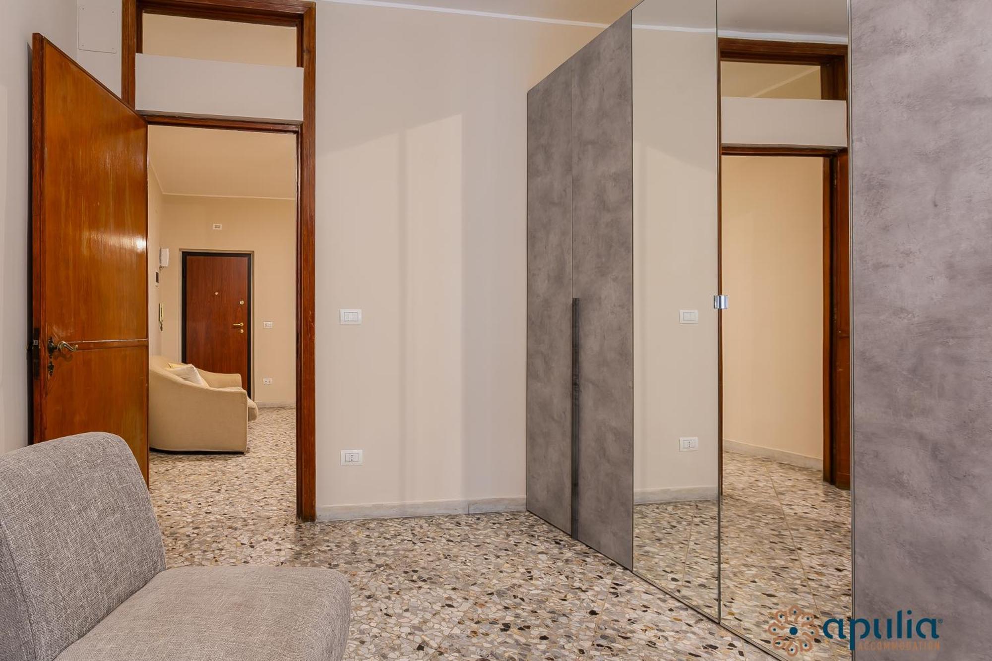 Piccinni Guesthouse By Apulia Accommodation Bari Bagian luar foto