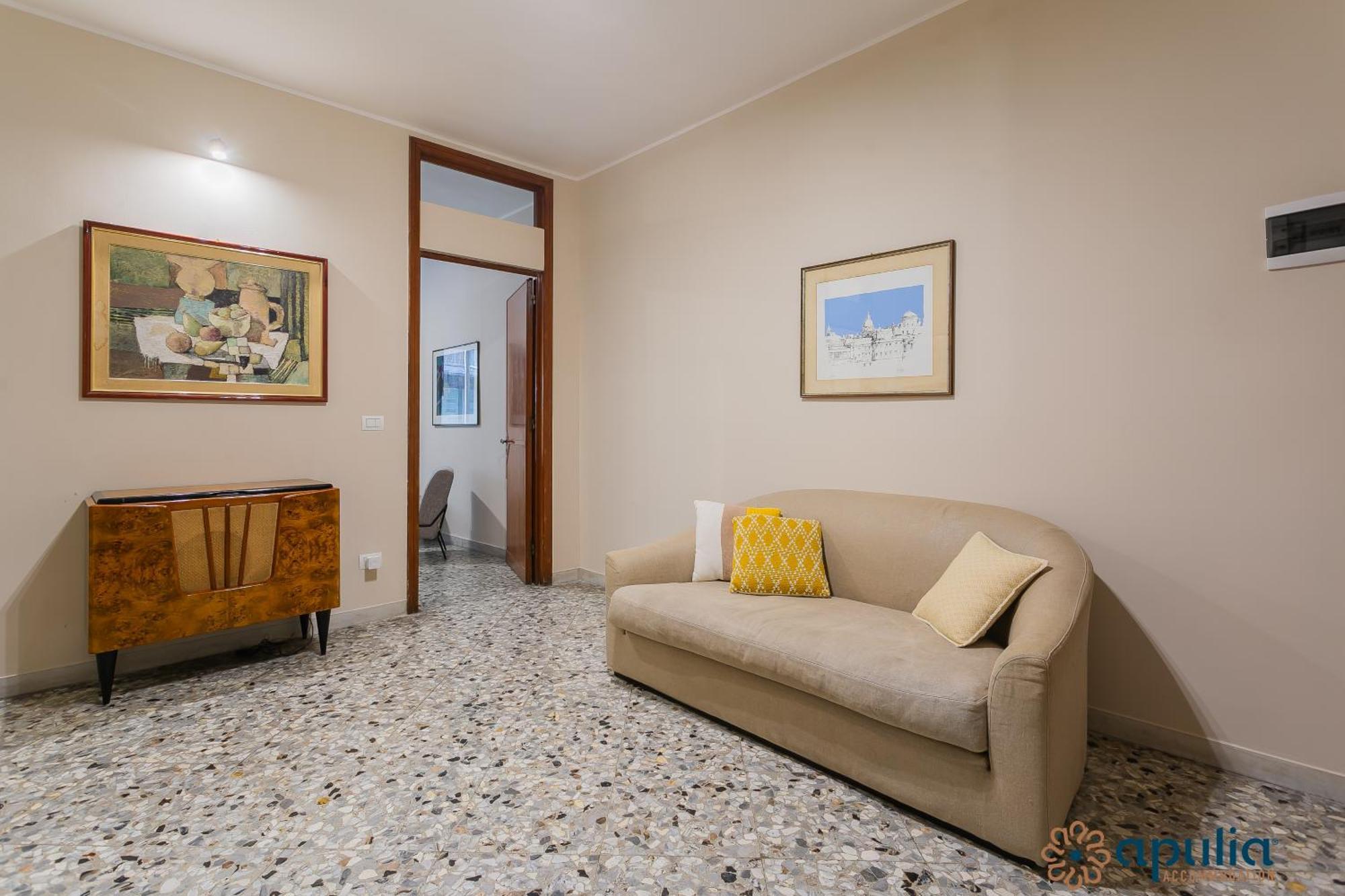 Piccinni Guesthouse By Apulia Accommodation Bari Bagian luar foto